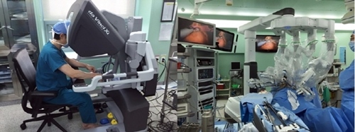 Seoul St. Mary's Hospital adopted a new robot, Da Vinci Xi ...
